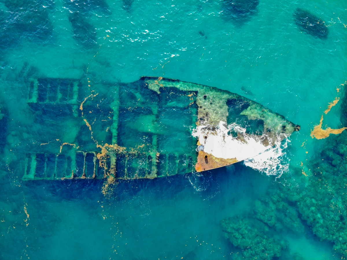  One of the most famous shipwrecks in the world, resting beneath the surface. A unique and fascinating stop for sightseeing and snorkeling.