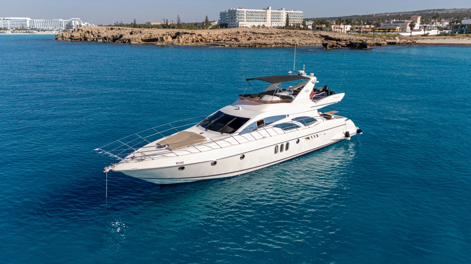 Azimut 62