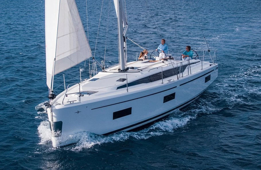 Bavaria Cruiser C42