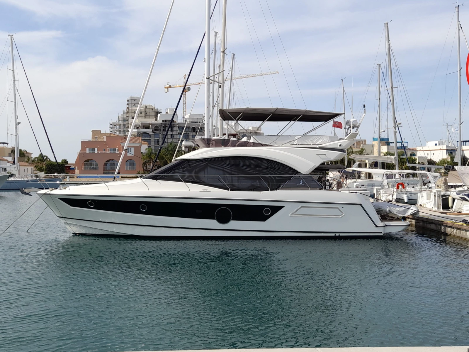 Monte Carlo 52