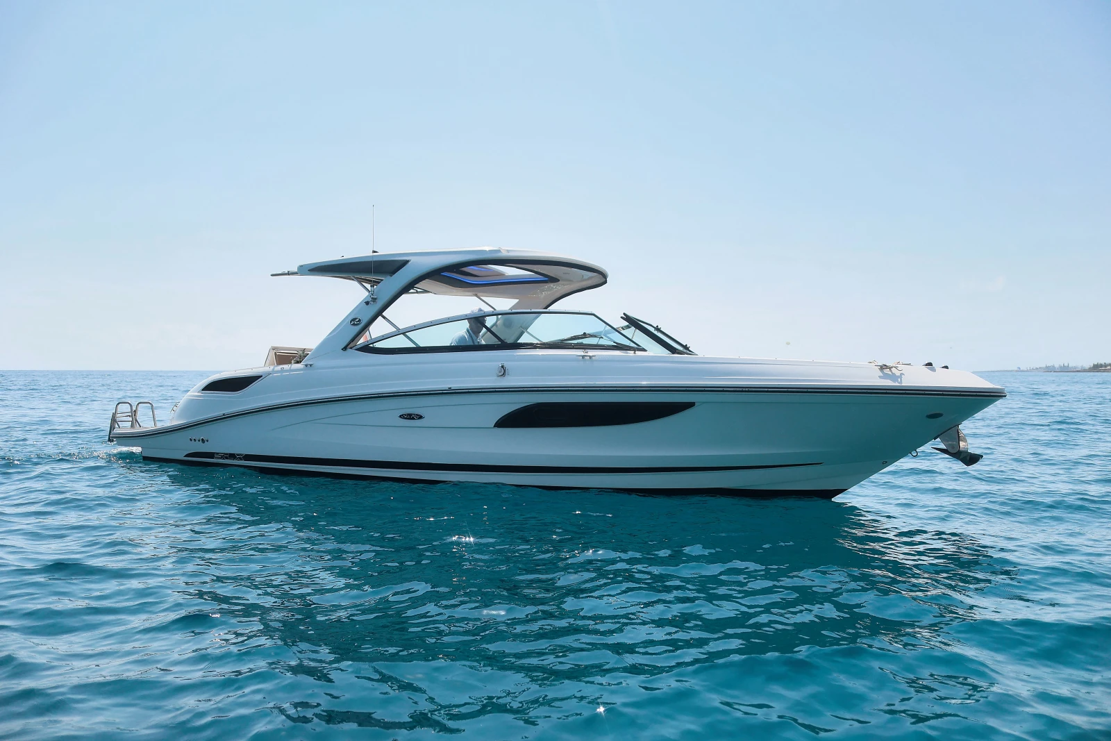 Sea Ray SLX 350